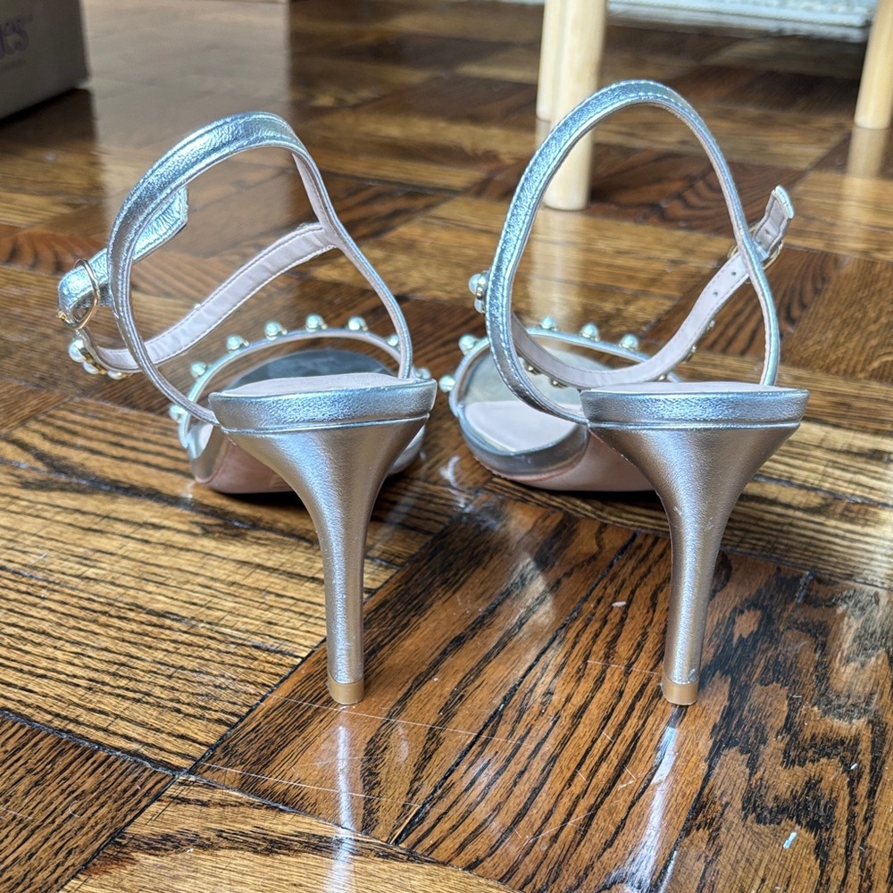Stuart Weitzman Pearl-Embellished Silver Sandals - Picture 3 of 6